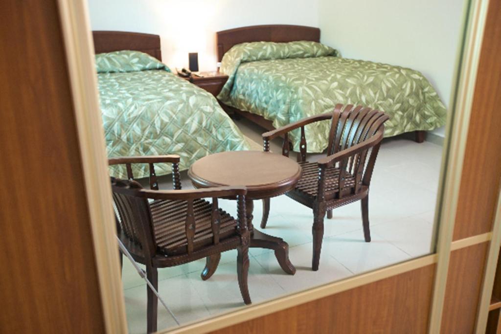 Simpson Bay Suites Room photo